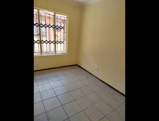 3 BEDROOM HOUSE FOR SALE IN TLHABANE WEST